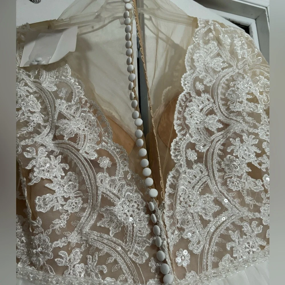 Maggie Sottero Wedding Gown size 22 - Picture 5 of 6